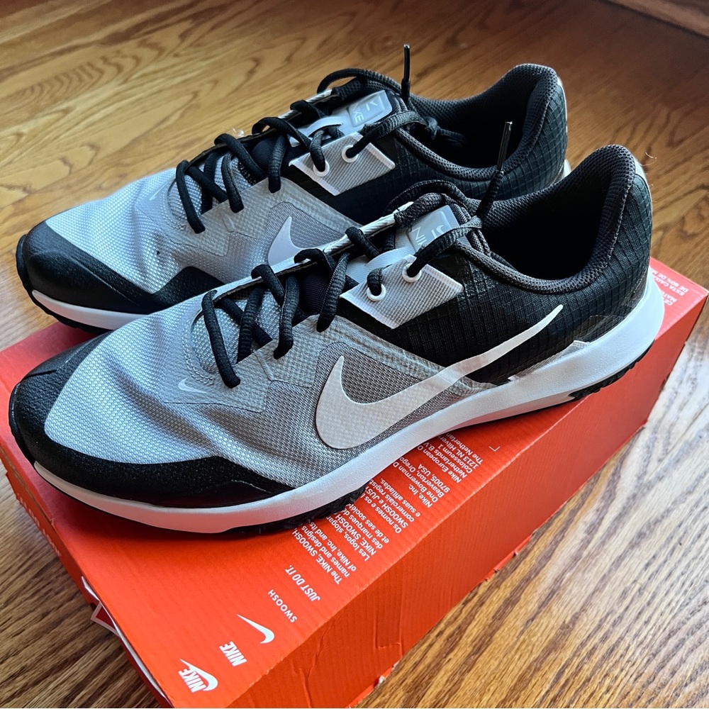 Nike Mens Varsity Compete TR 3 Sneakers size 11.5 style CJ0813 003 - Picture 4 of 17